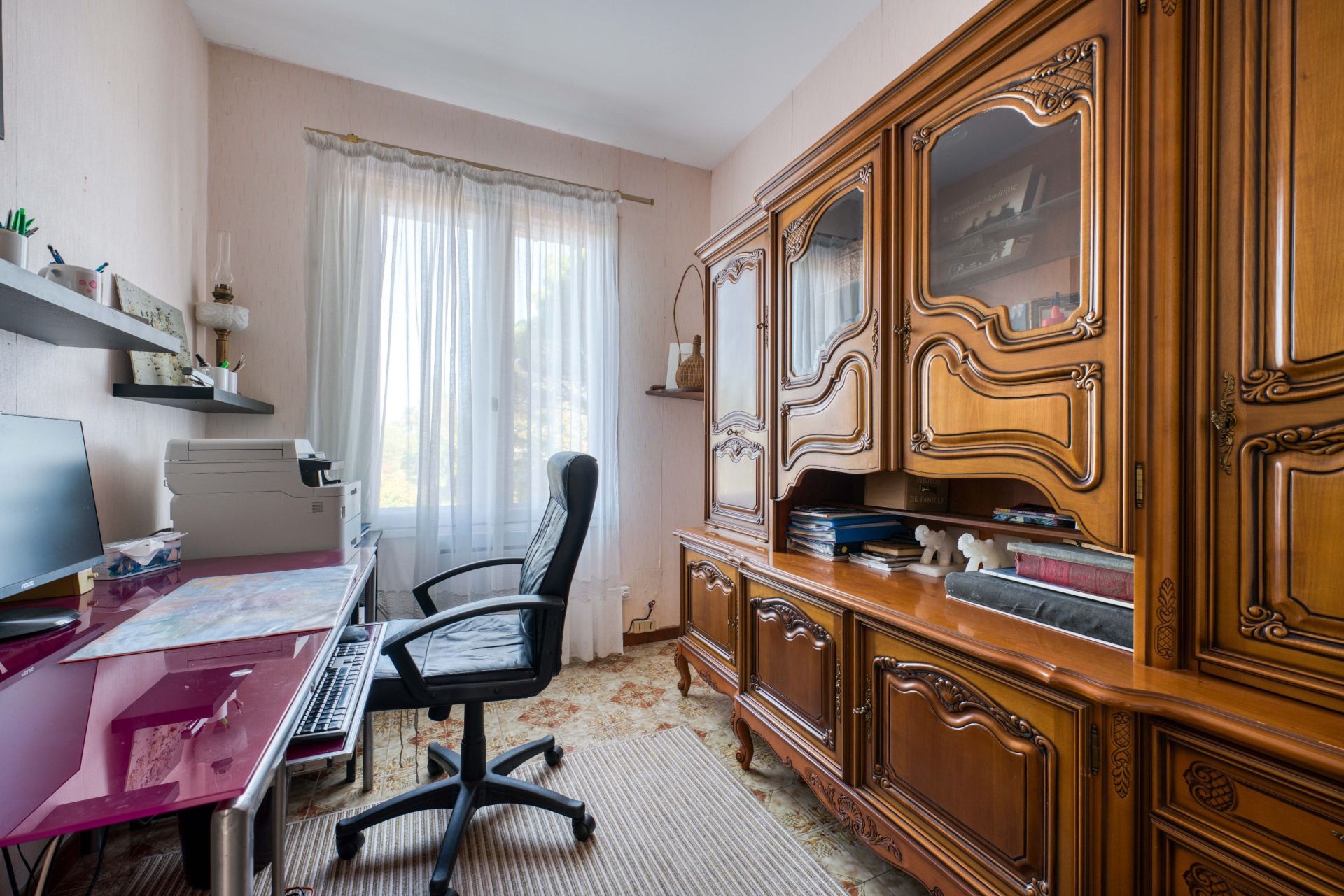 luxury house 8 Rooms for sale on LE CHATEAU D OLERON (17480)