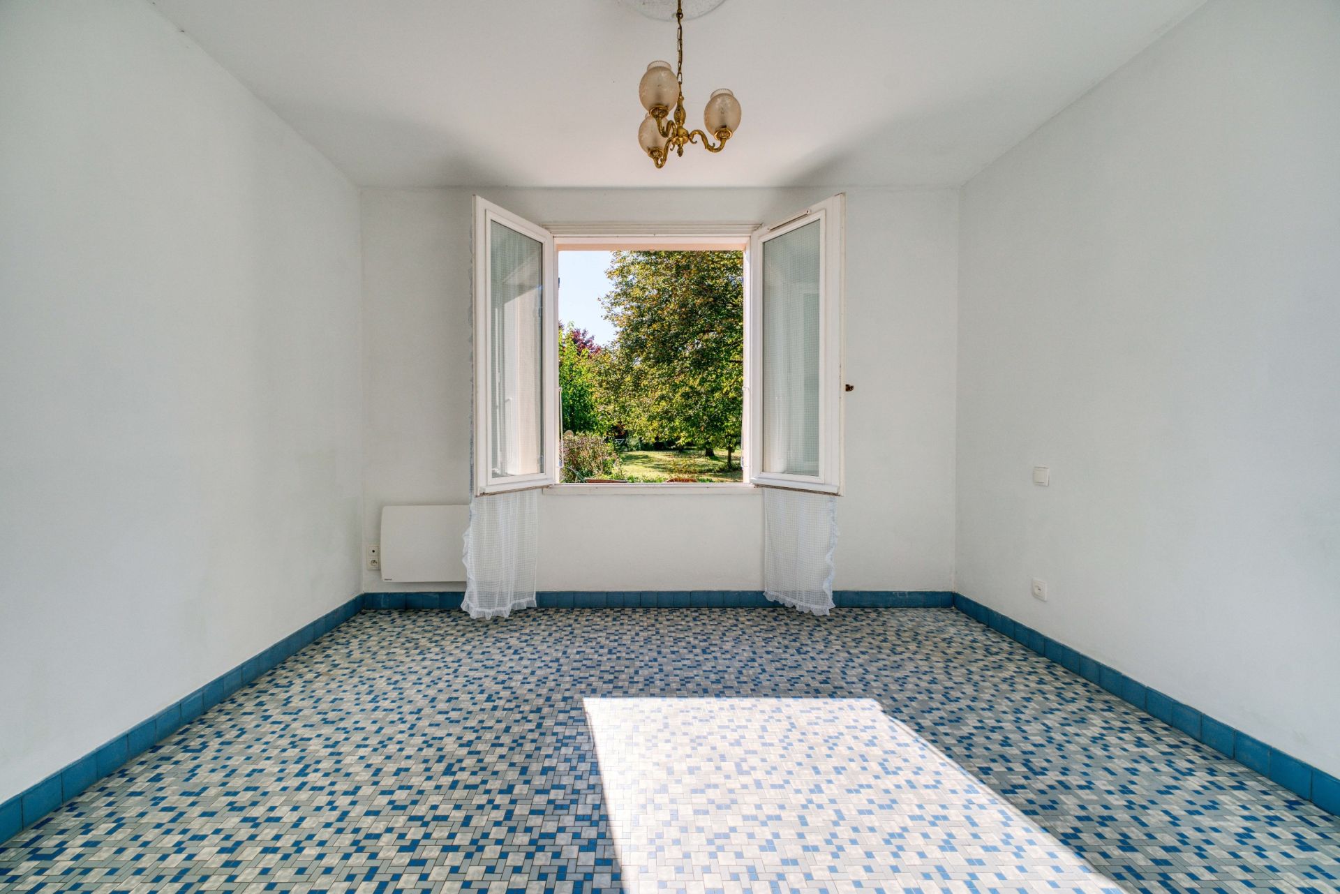 maison de luxe 12 Pièces en vente sur LE CHATEAU D OLERON (17480)
