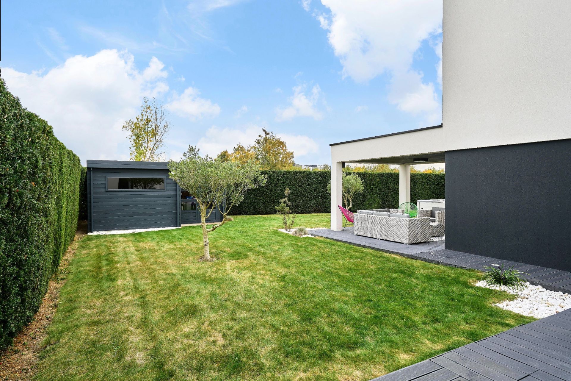 luxury house 10 Rooms for sale on BEUVRY (62660)