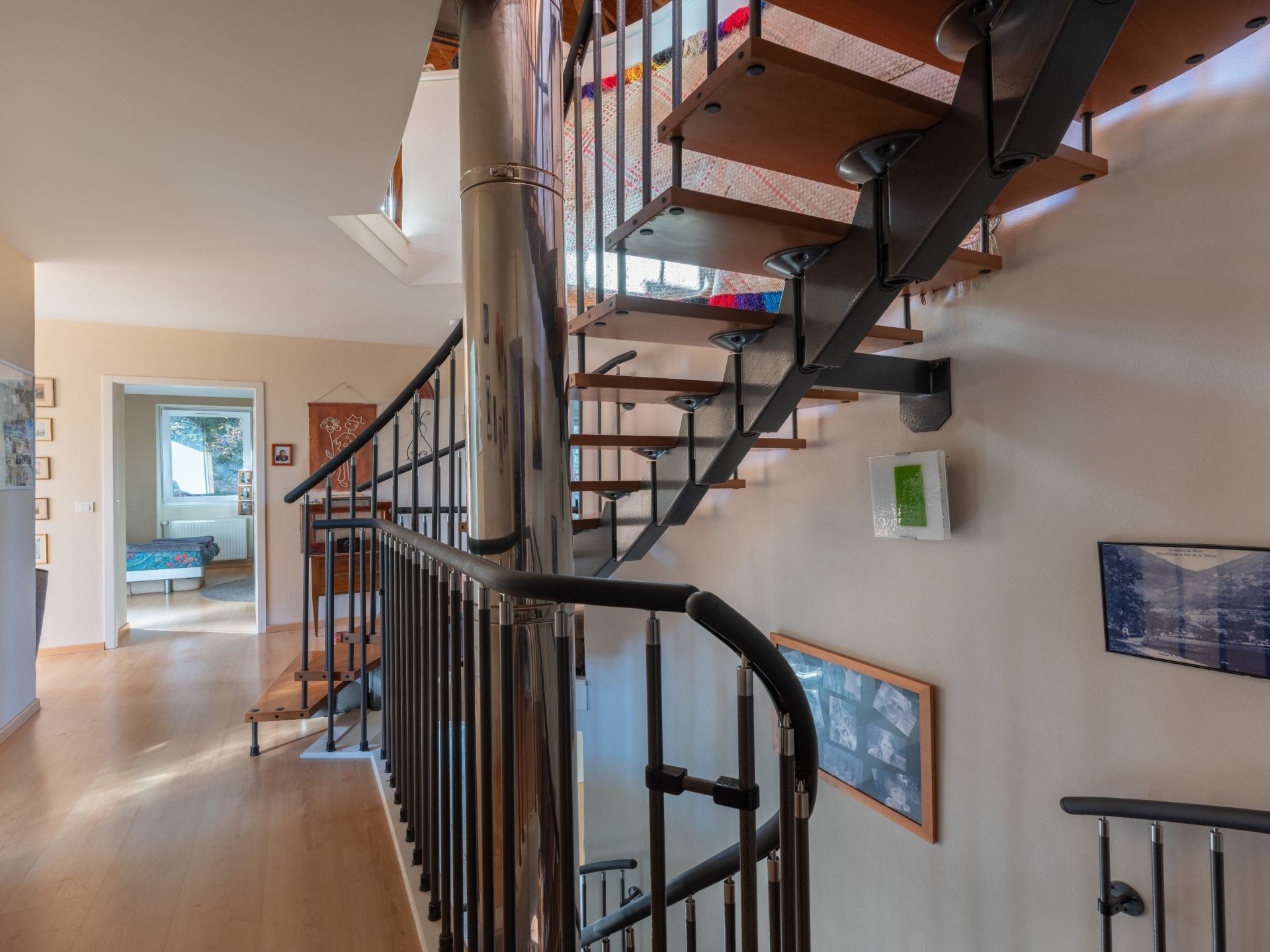 luxury house 7 Rooms for sale on MASSONGY (74140)