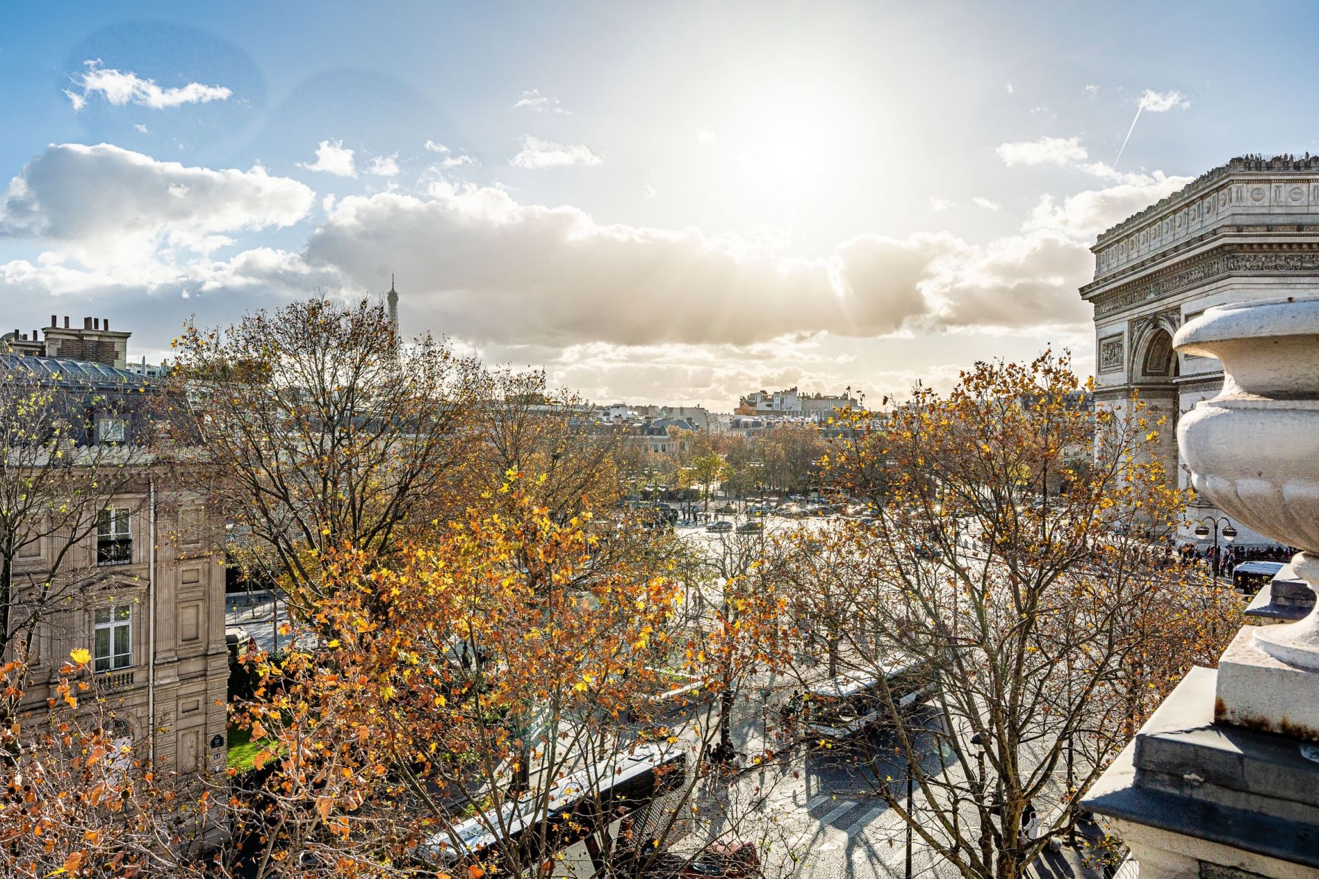 luxury apartment 4 Rooms for sale on PARIS (75008)