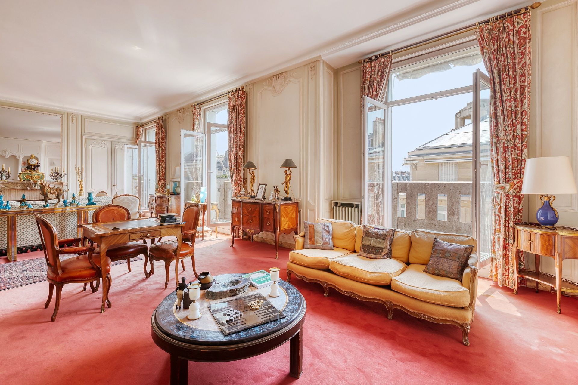 luxury apartment 6 Rooms for sale on PARIS (75016)
