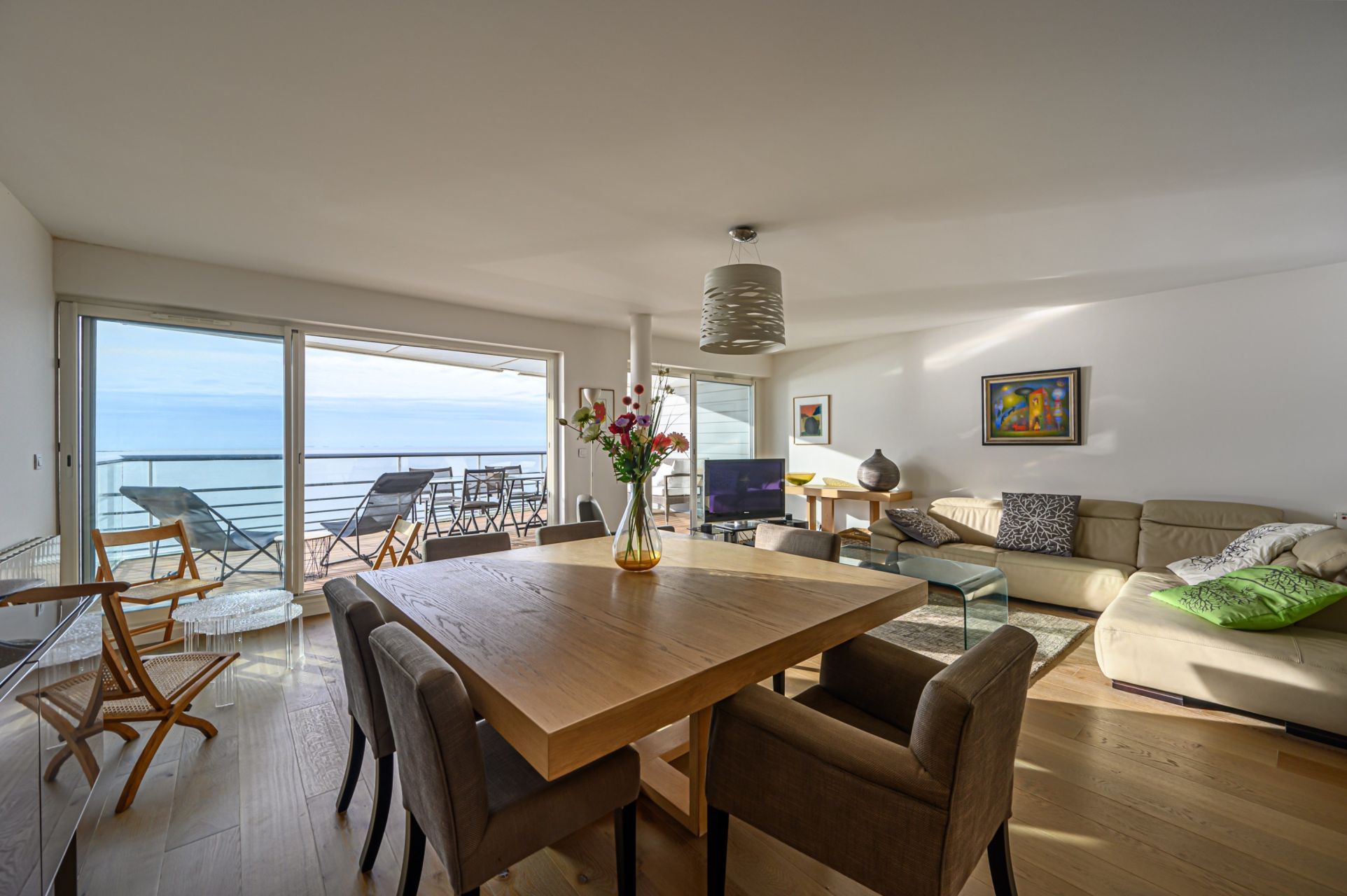 luxury apartment 3 Rooms for sale on LA BAULE (44500)