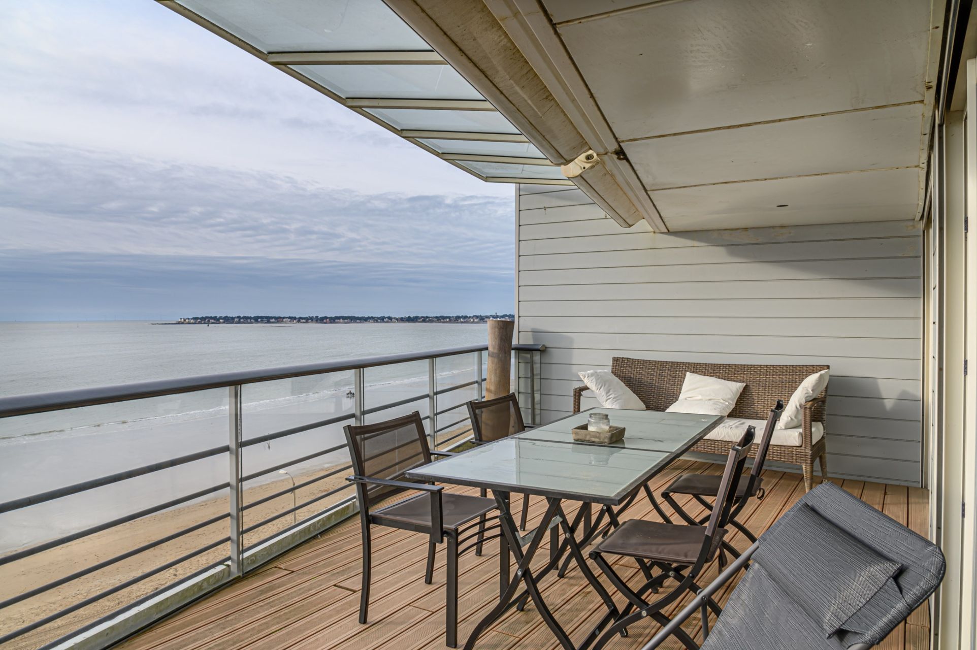 luxury apartment 3 Rooms for sale on LA BAULE (44500)