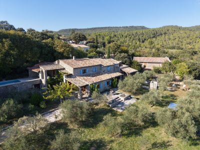 Sale Luxury property Claret 21 Rooms 530 m²