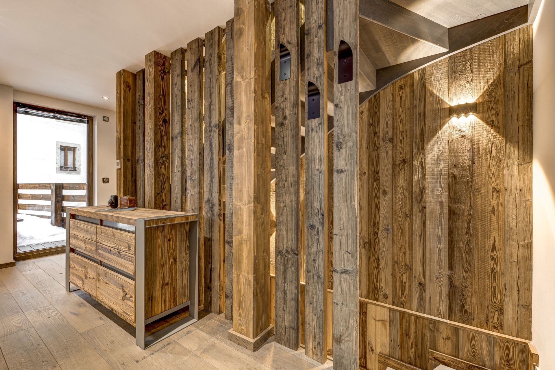 luxury apartment 5 Rooms for sale on ARGENTIERE (74400)