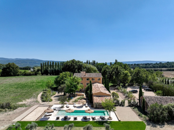 Sale Luxury house Roussillon 12 Rooms 600 m²
