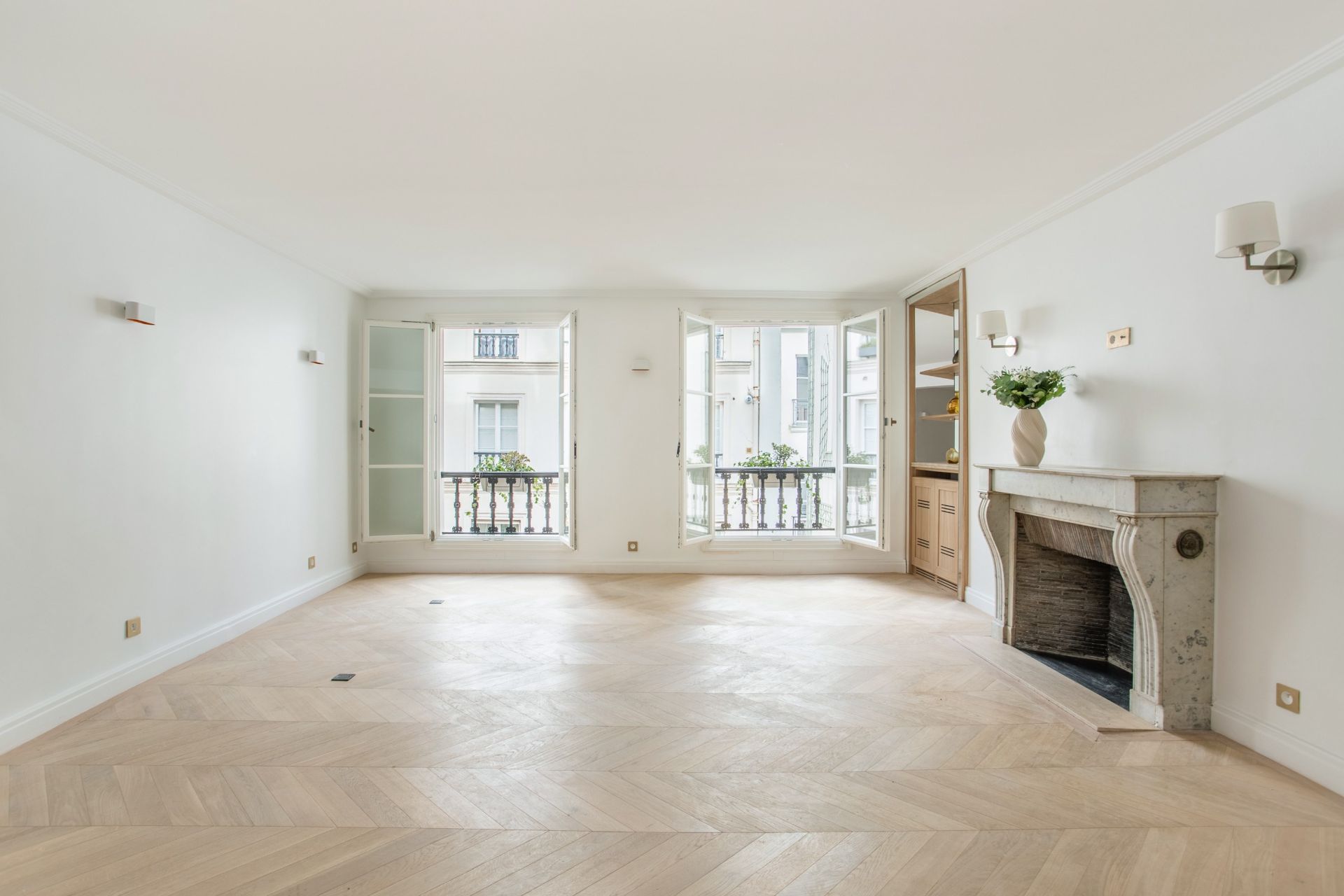 luxury apartment 3 Rooms for sale on PARIS (75007)