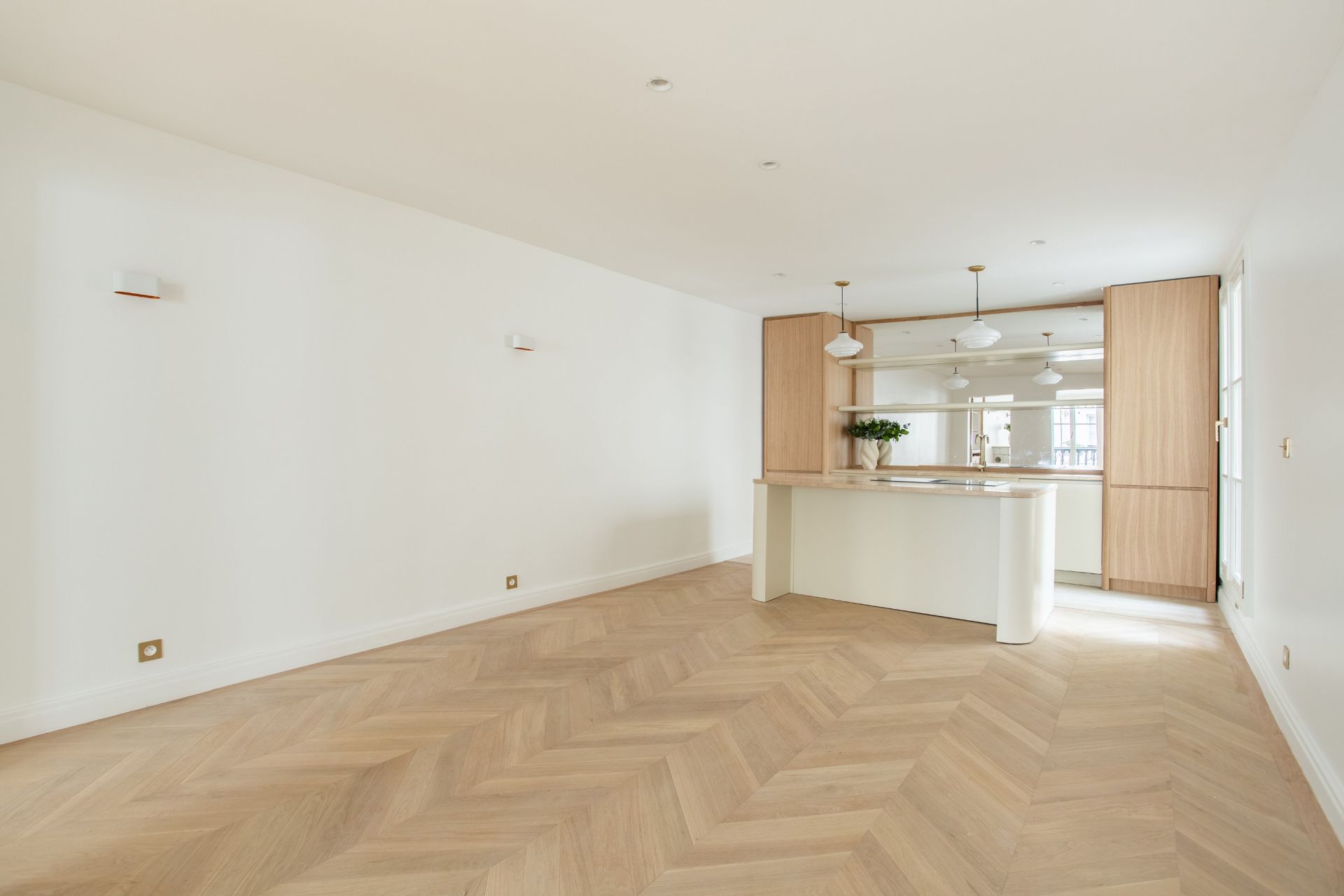 luxury apartment 3 Rooms for sale on PARIS (75007)