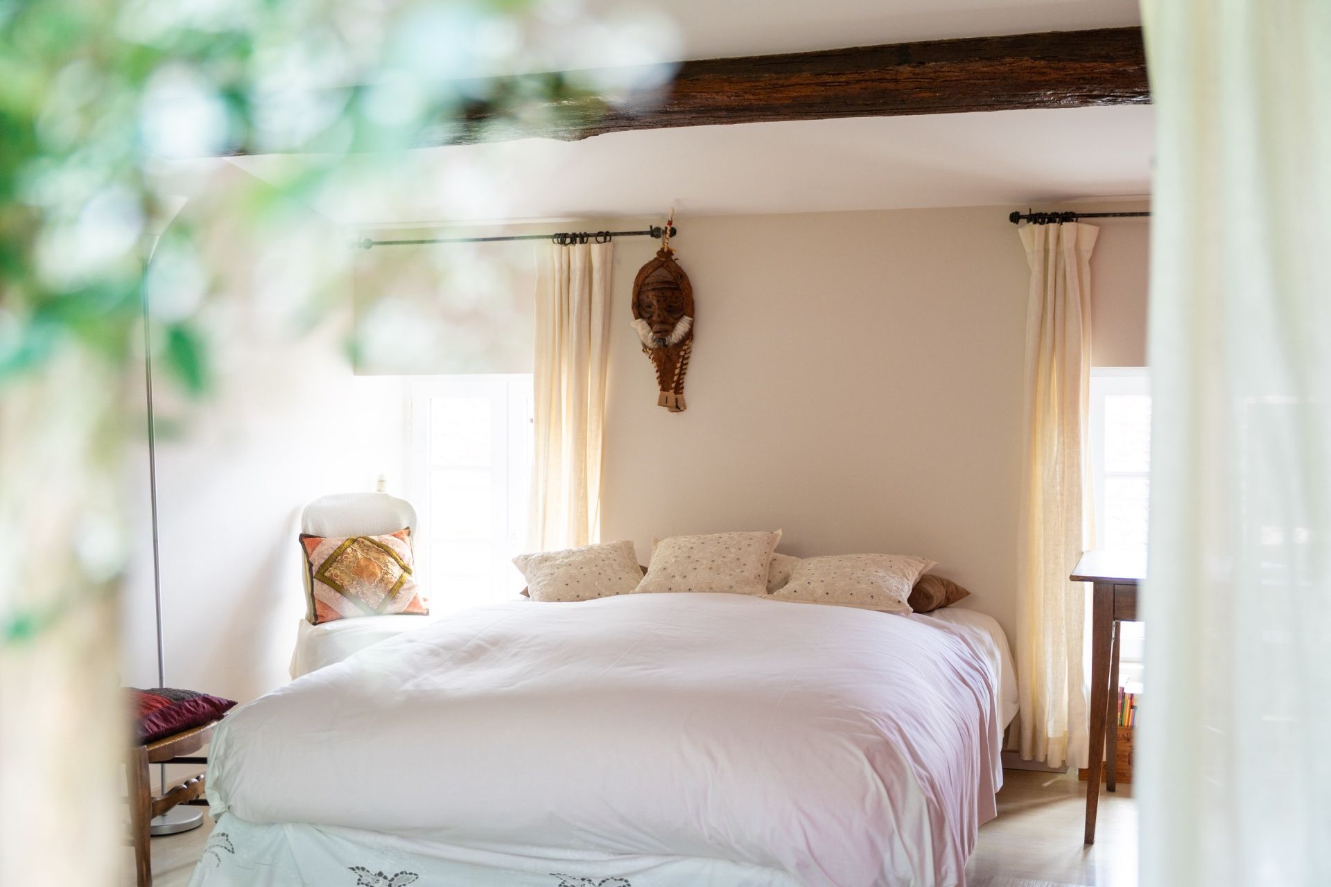 luxury apartment 4 Rooms for sale on LA ROCHELLE (17000)