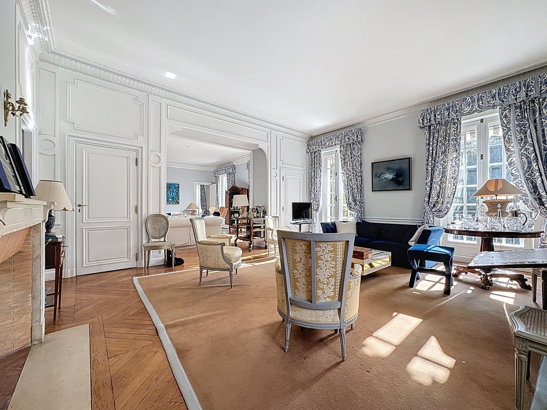 luxury apartment 6 Rooms for sale on BIARRITZ (64200)