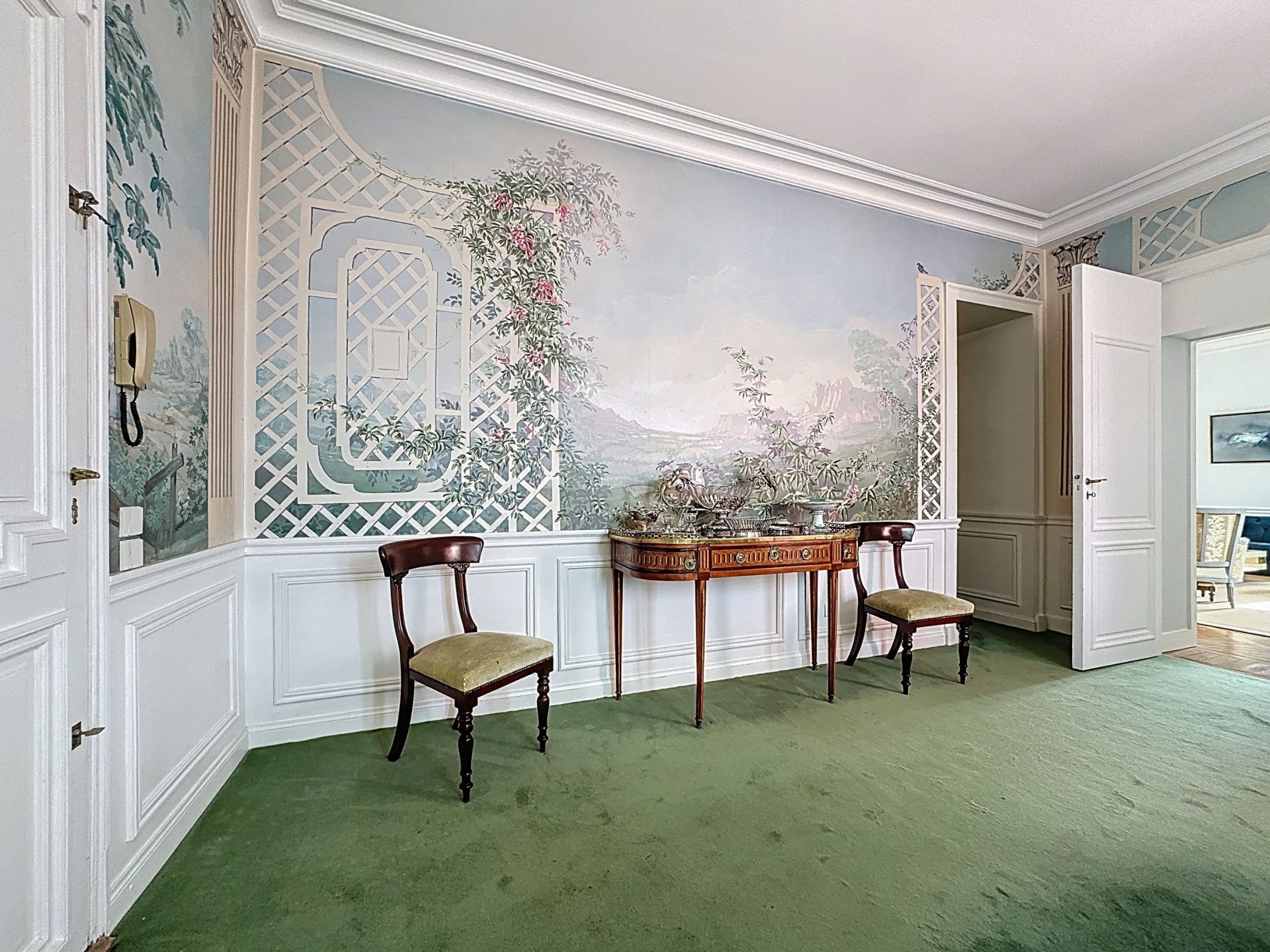 luxury apartment 6 Rooms for sale on BIARRITZ (64200)