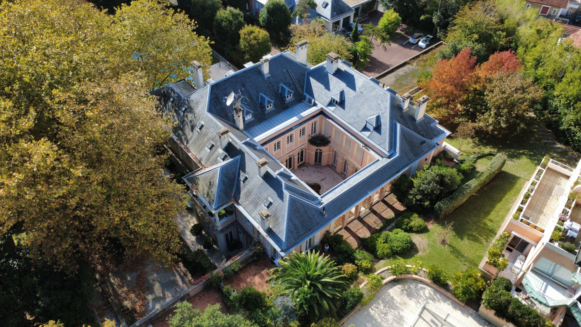 luxury apartment 6 Rooms for sale on BIARRITZ (64200)