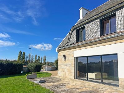 Sale Luxury house Pont-l'Abbé 15 Rooms 348 m²