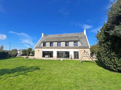 Sale Luxury house Pont-l'Abbé 15 Rooms 348 m²