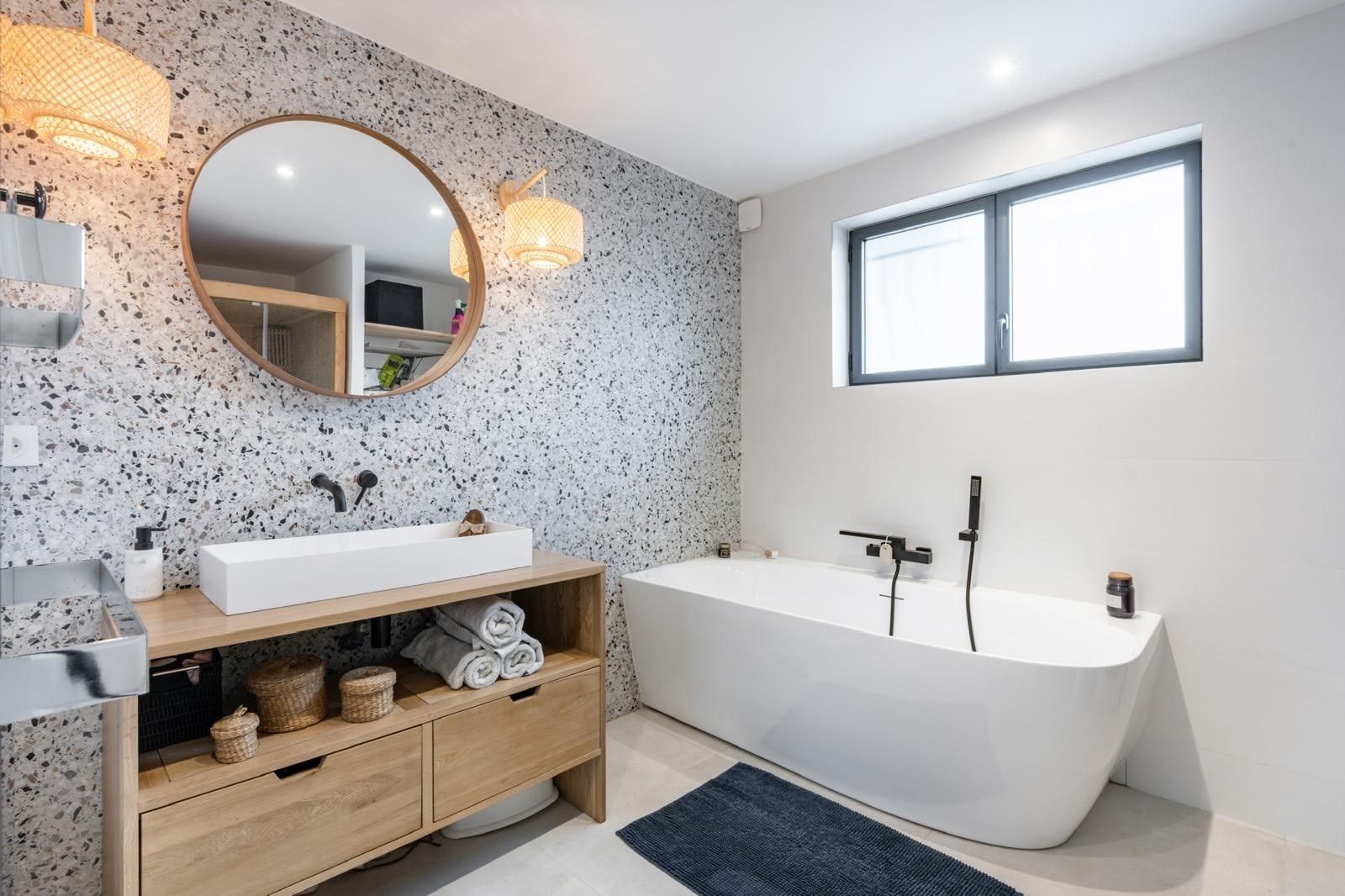 luxury house 6 Rooms for sale on LA TESTE DE BUCH (33260)