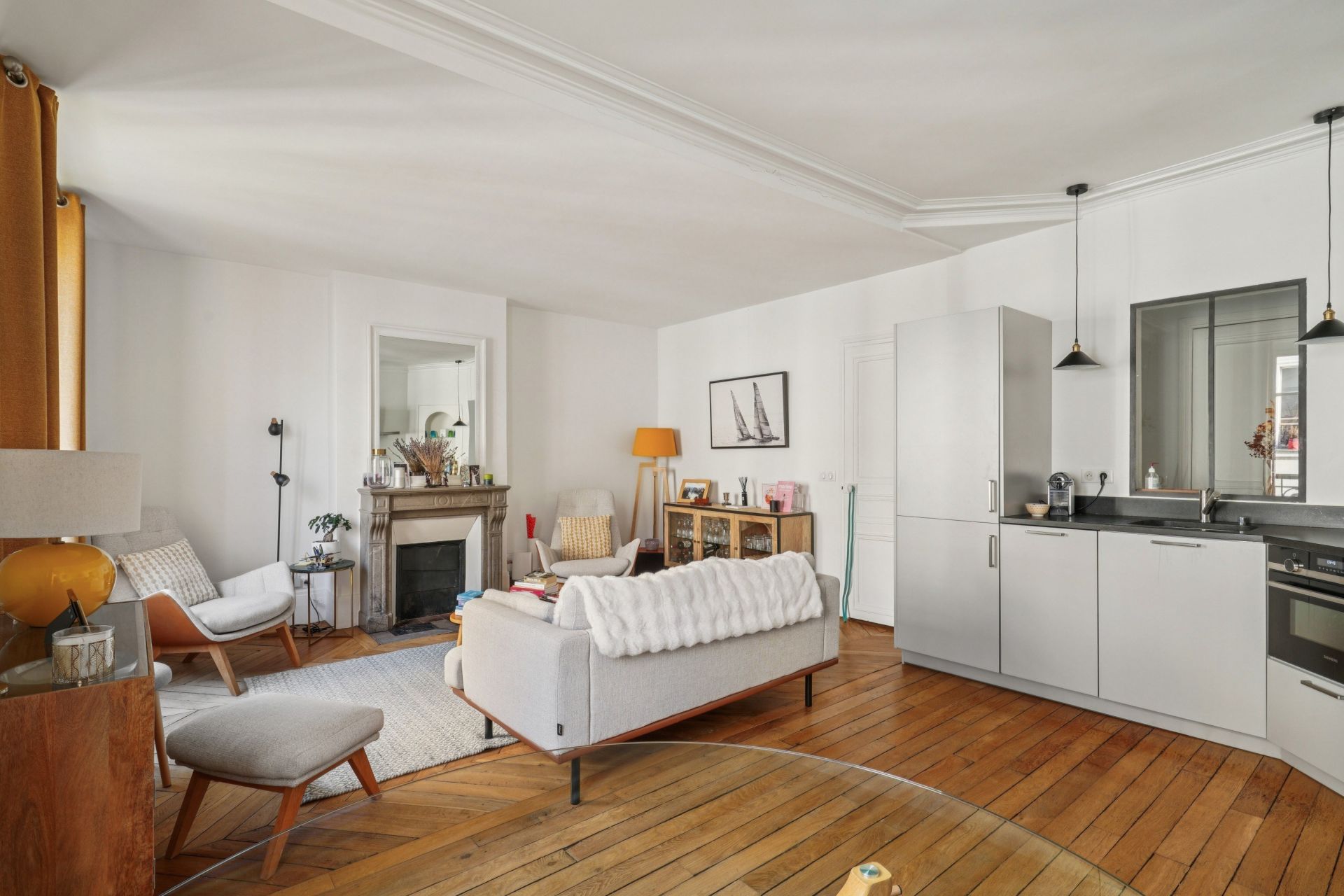 luxury apartment 2 Rooms for sale on PARIS (75008)
