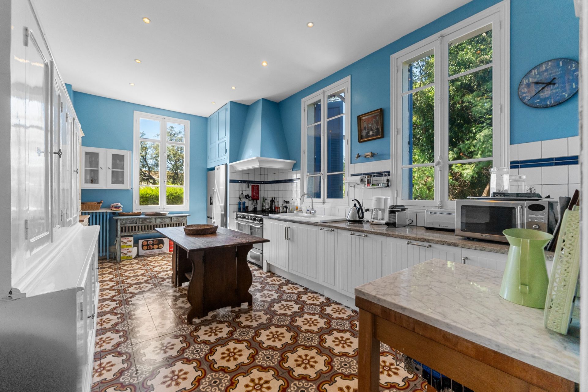 mansion 12 Rooms for sale on MANDELIEU LA NAPOULE (06210)