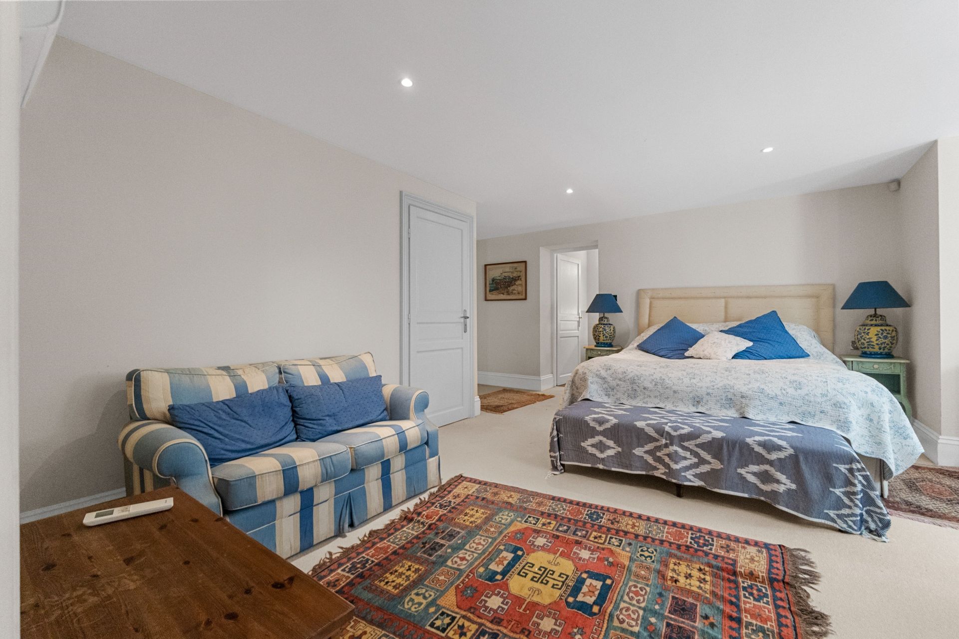 mansion 12 Rooms for sale on MANDELIEU LA NAPOULE (06210)