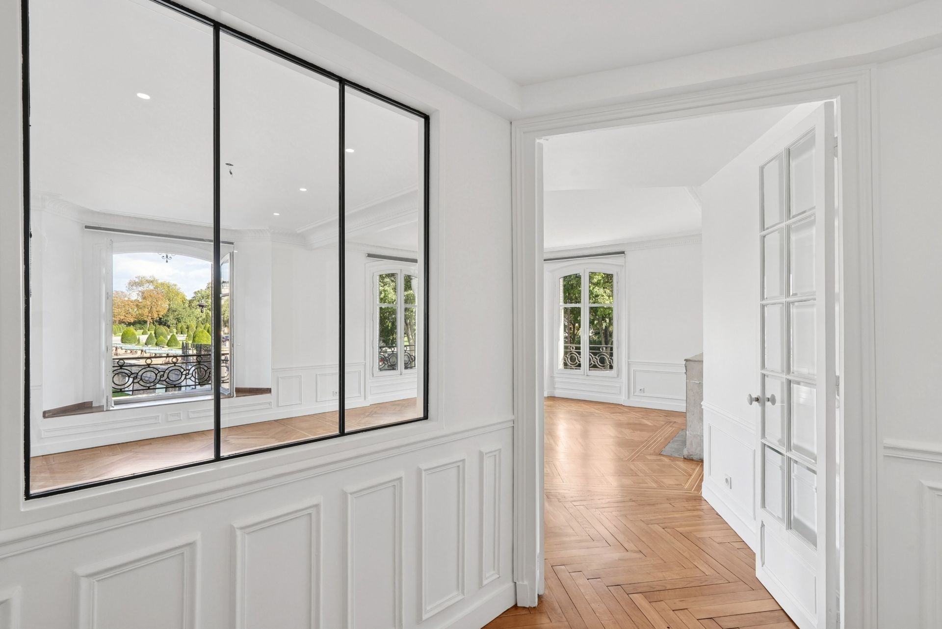 luxury apartment 4 Rooms for rent on PARIS (75007)