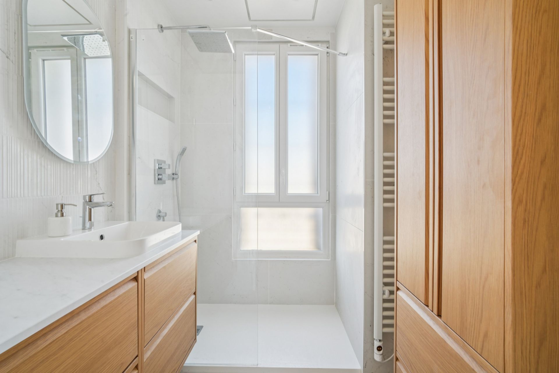 luxury apartment 6 Rooms for rent on PARIS (75006)