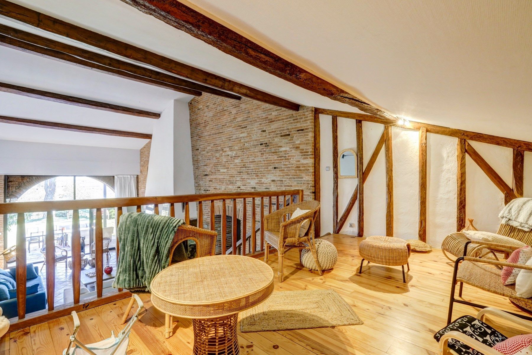 farm complex 14 Rooms for sale on BONREPOS RIQUET (31590)