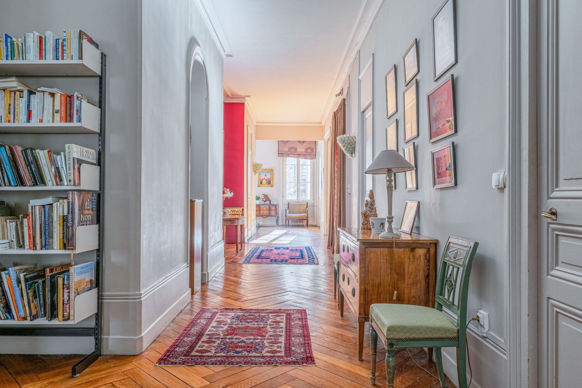 luxury apartment 7 Rooms for sale on LYON (69002)