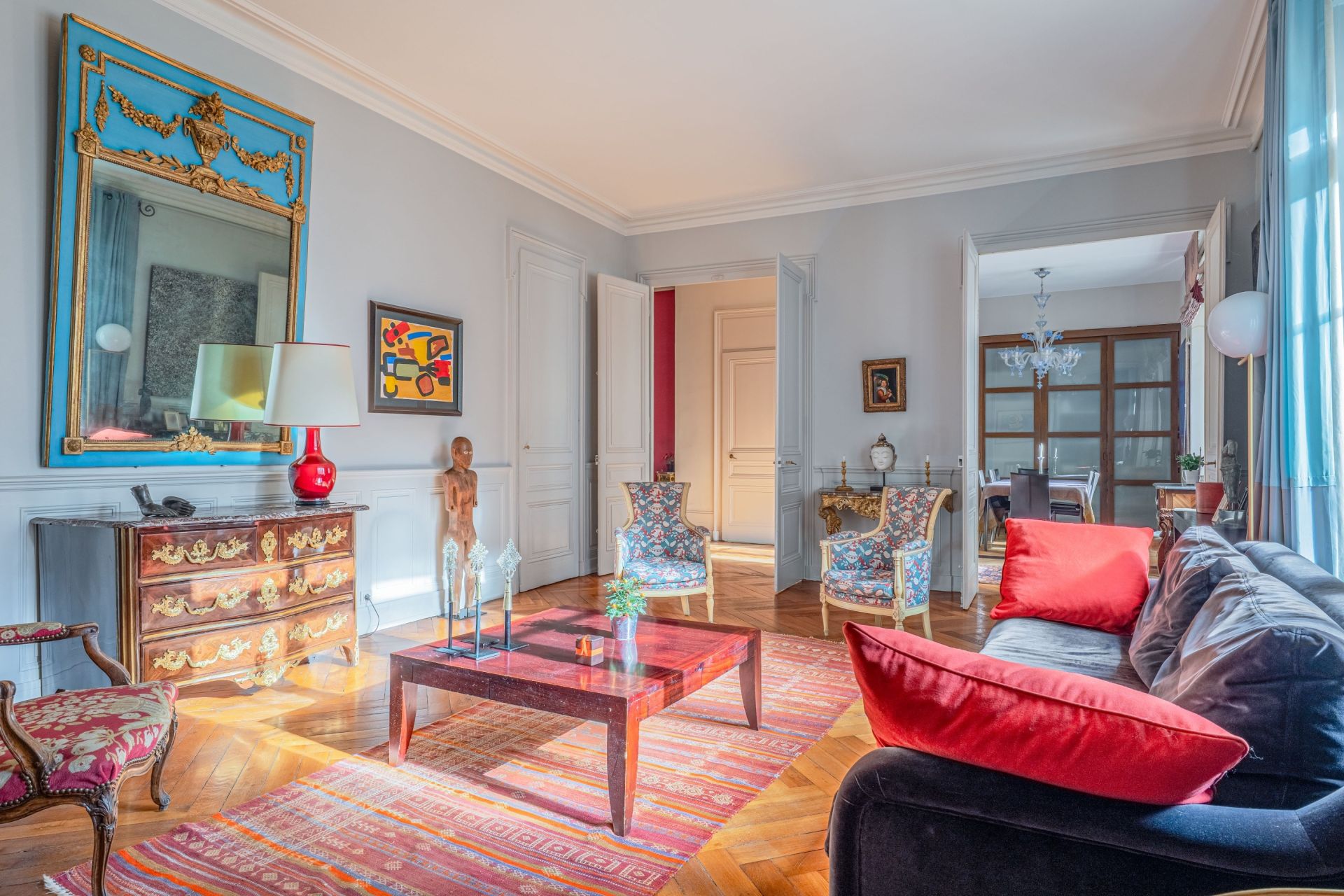 luxury apartment 7 Rooms for sale on LYON (69002)