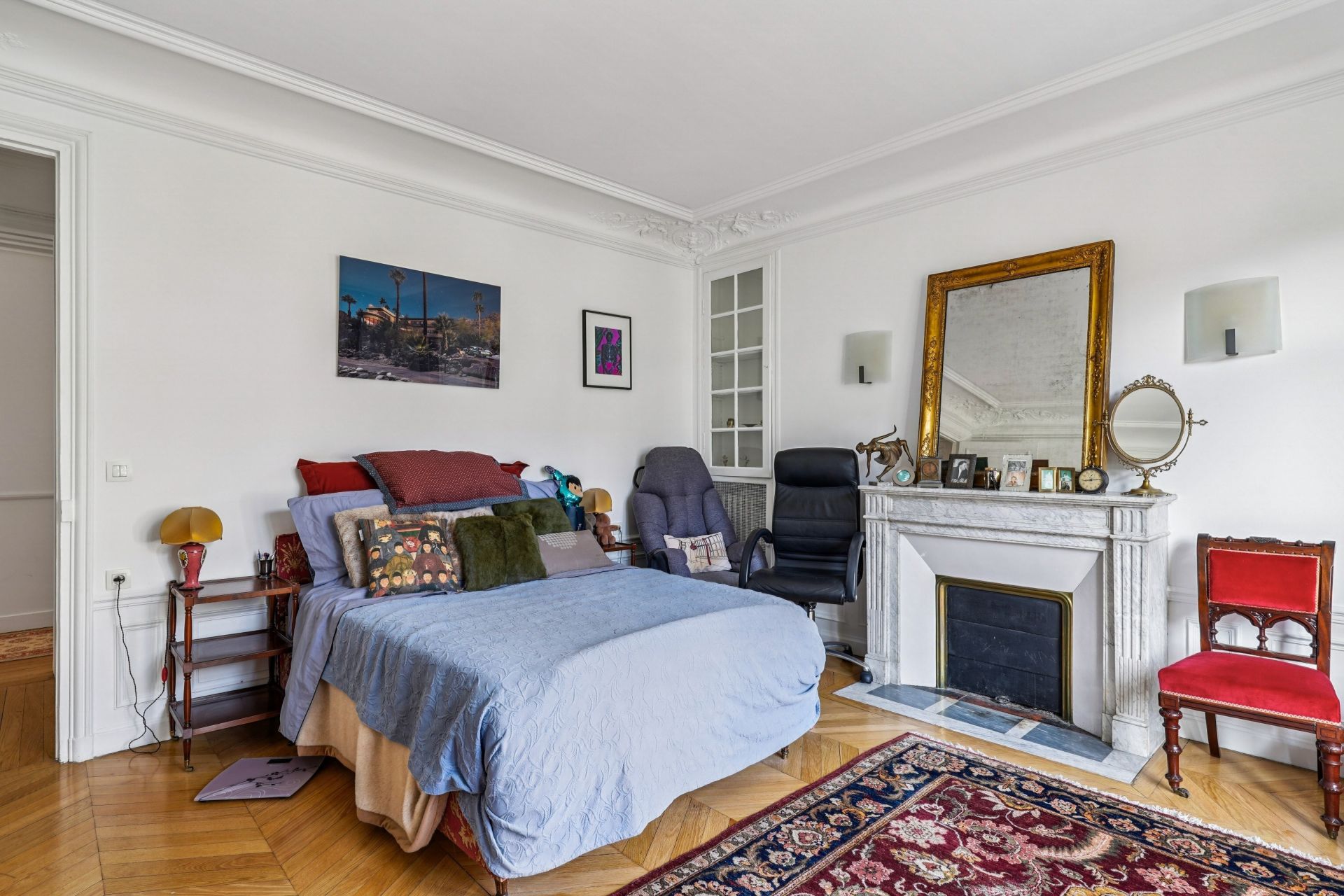 luxury apartment 8 Rooms for sale on PARIS (75116)