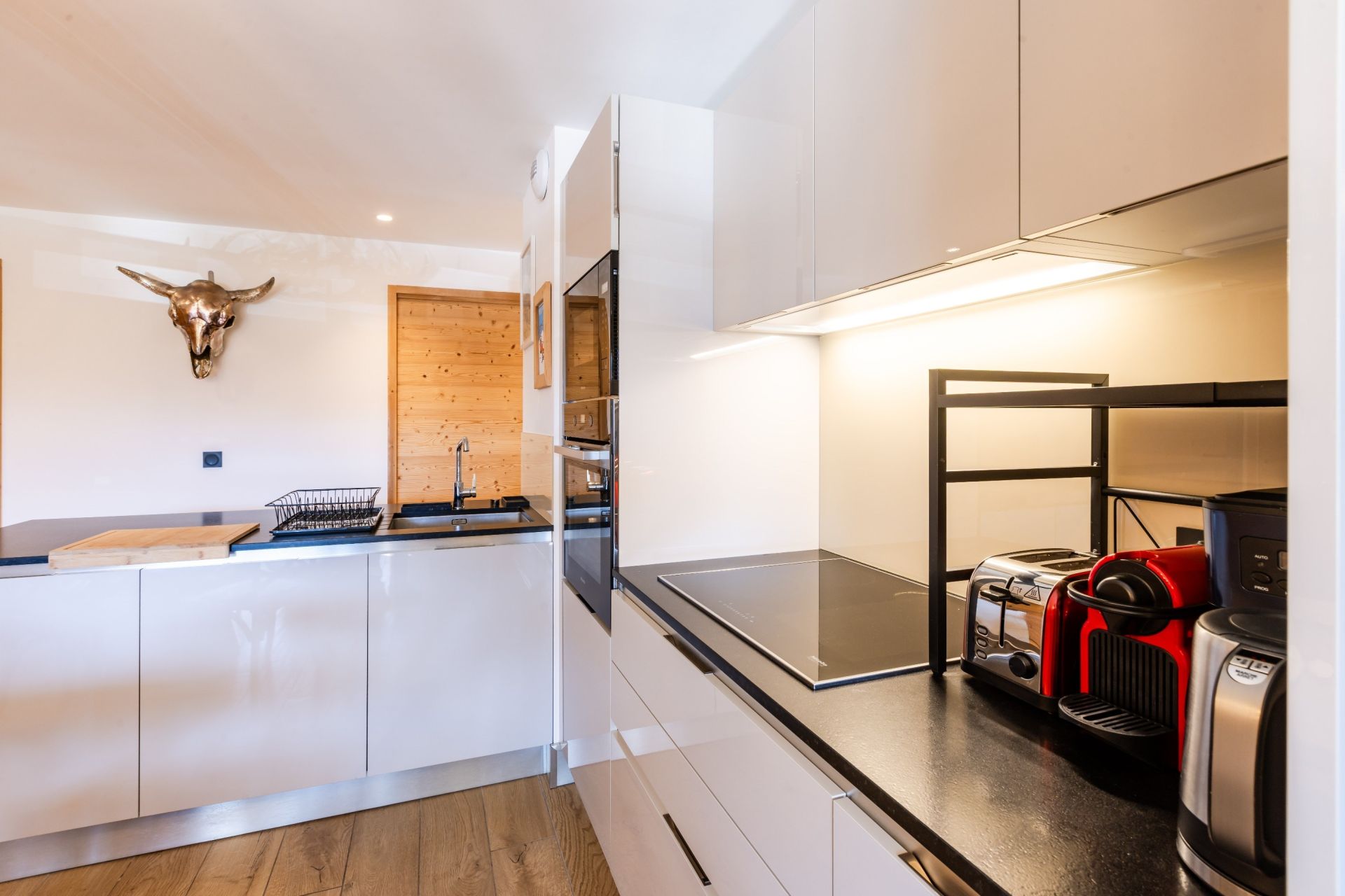 luxury apartment 4 Rooms for sale on L ALPE D HUEZ (38750)