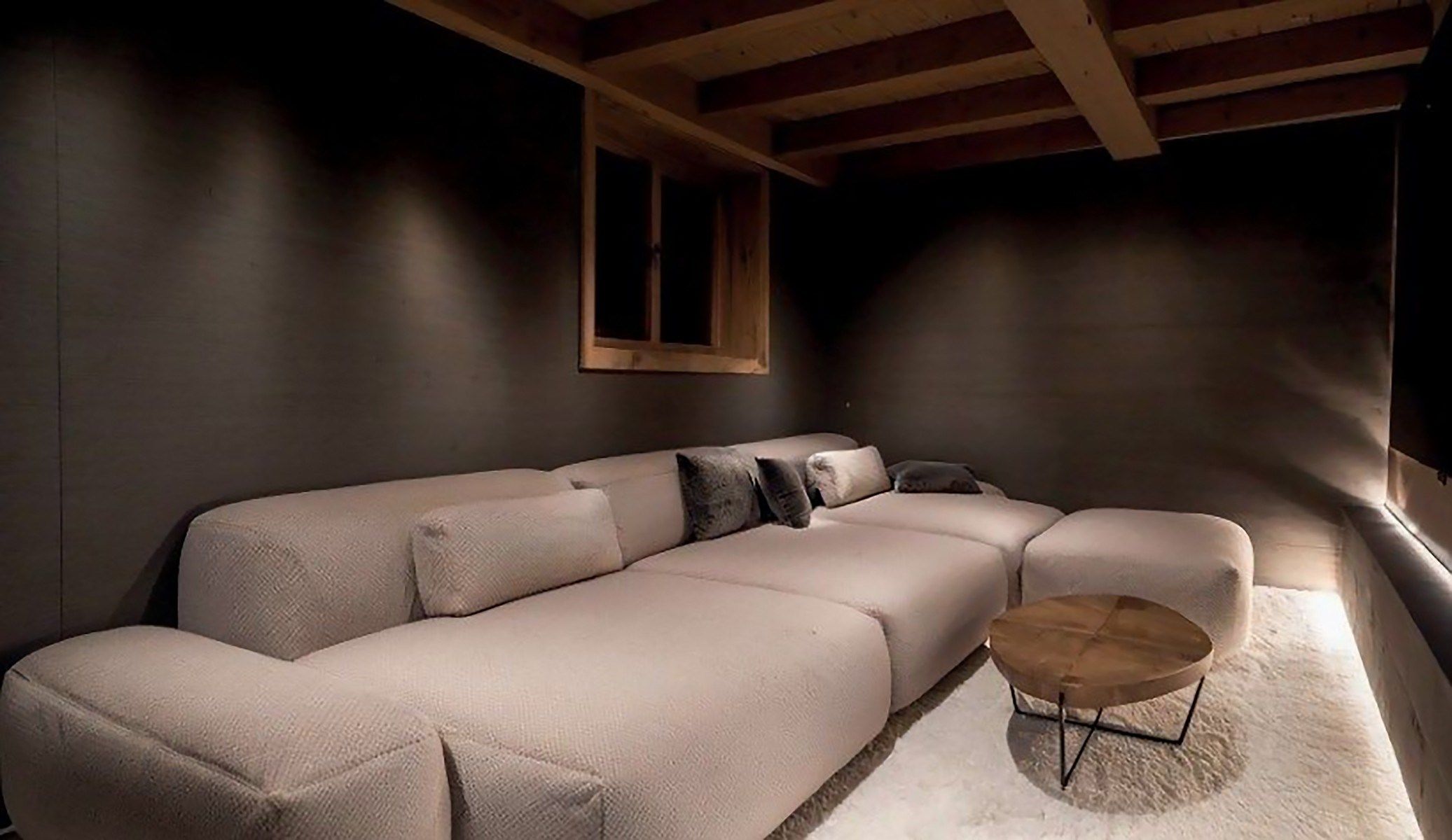 luxury chalet 11 Rooms for sale on LE MONETIER LES BAINS (05220)