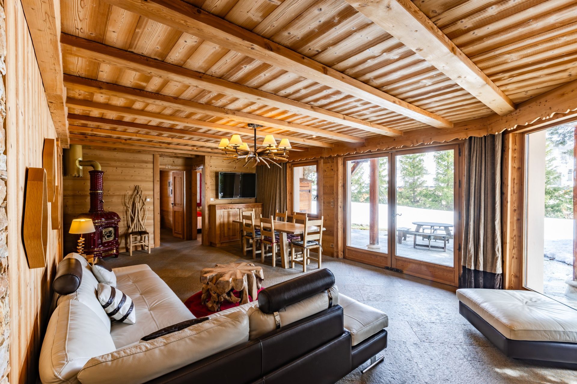 luxury chalet 12 Rooms for sale on MONTGENEVRE (05100)