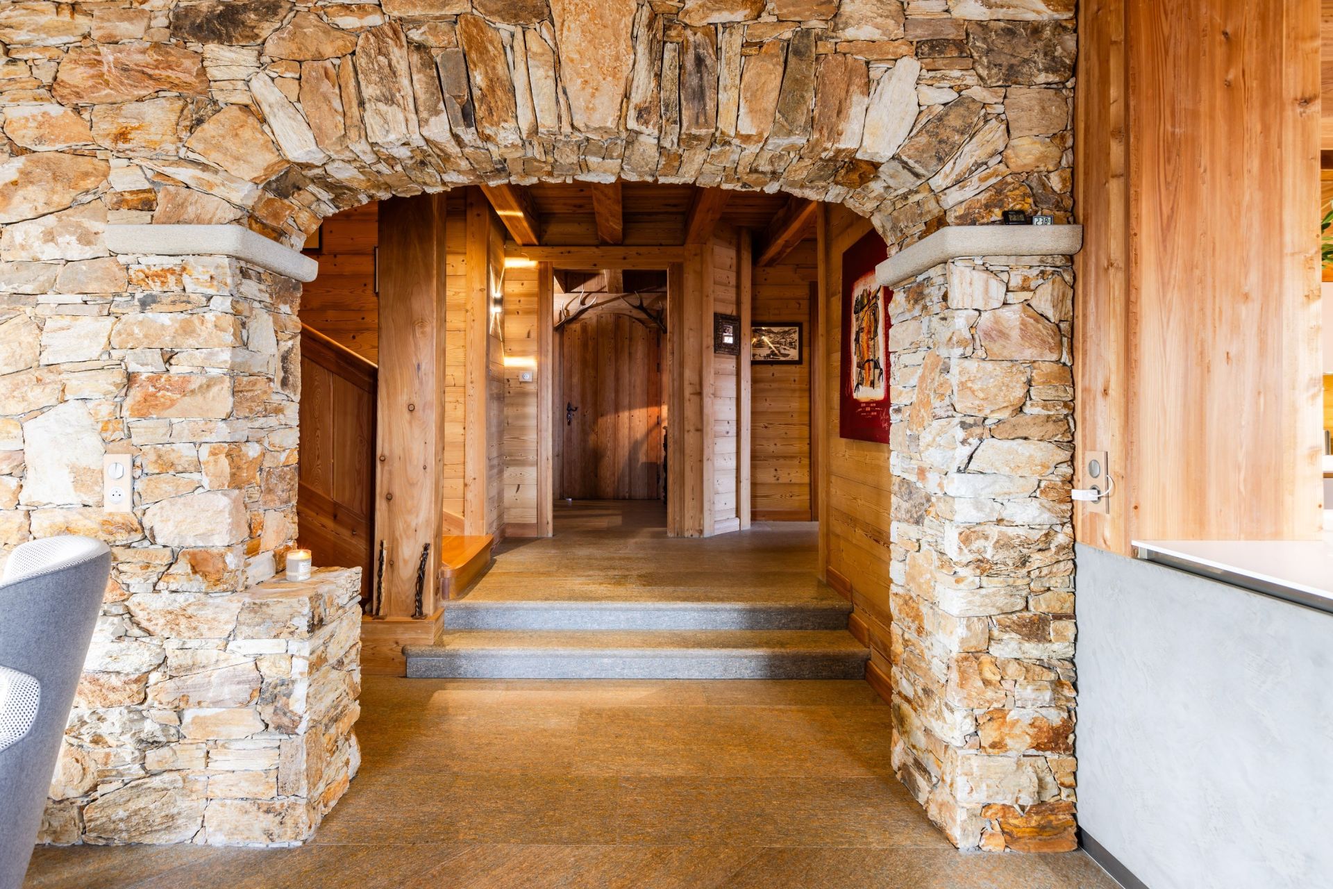 luxury chalet 12 Rooms for sale on MONTGENEVRE (05100)