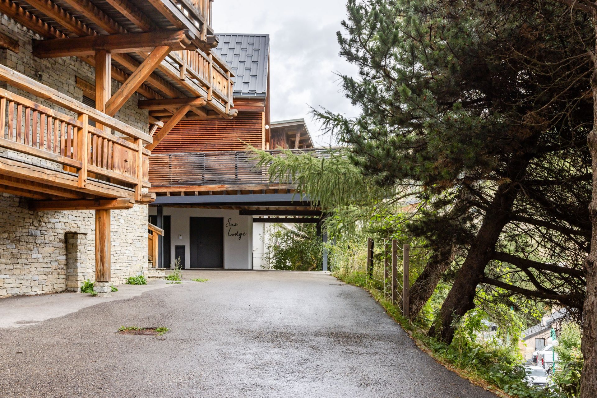 luxury chalet 7 Rooms for sale on LES DEUX ALPES (38860)