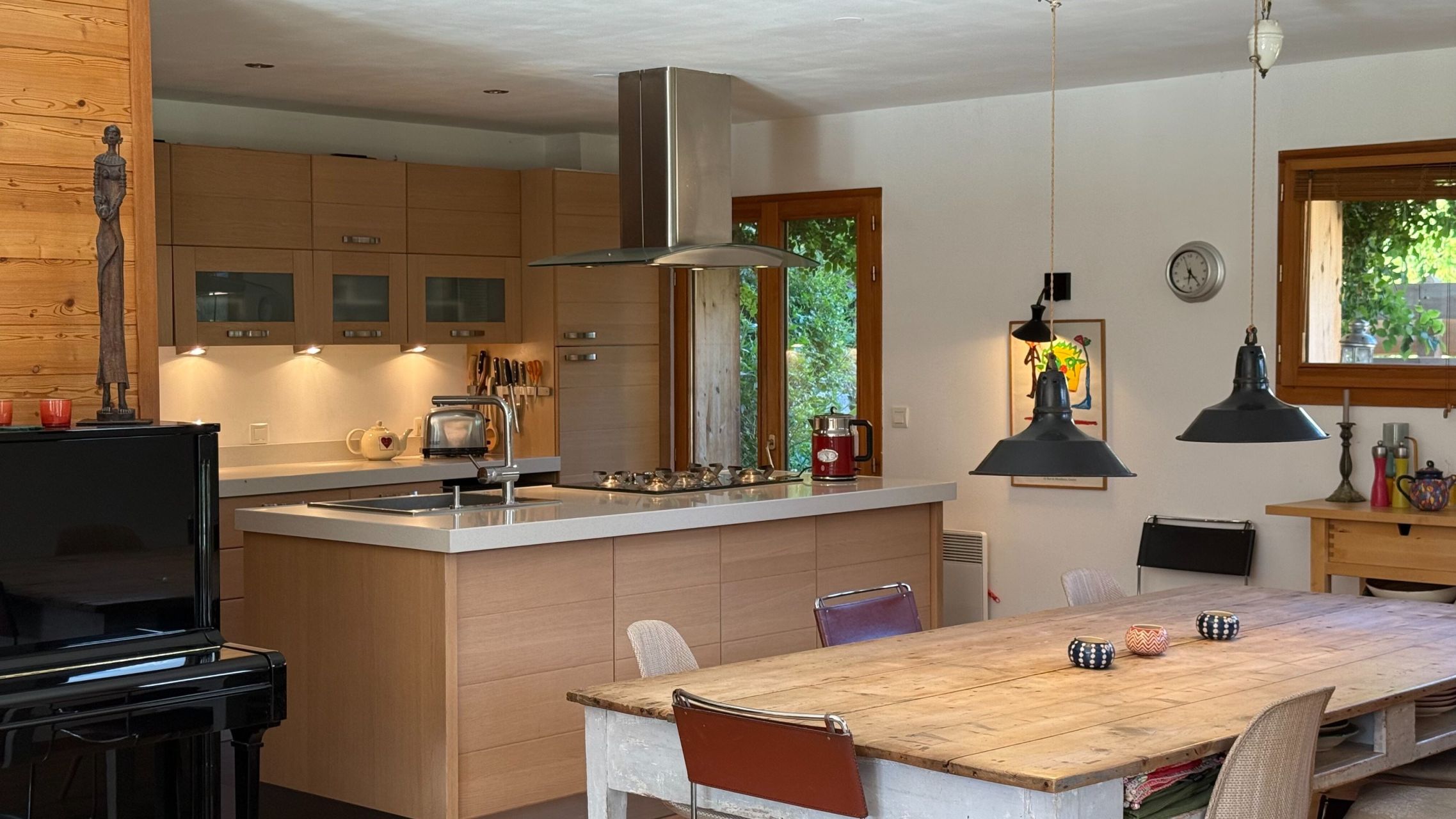 luxury chalet 7 Rooms for sale on ST CHAFFREY (05330)