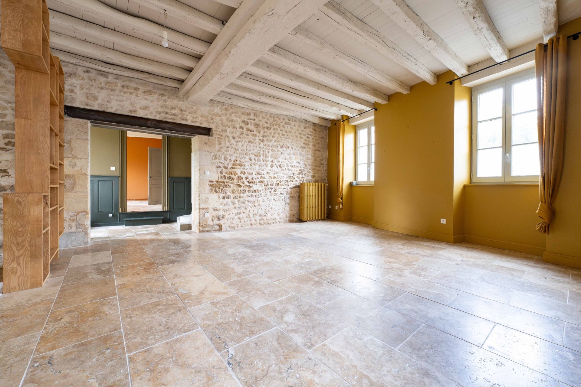 maison de luxe 7 Pièces en vente sur ST JEAN D ANGELY (17400)