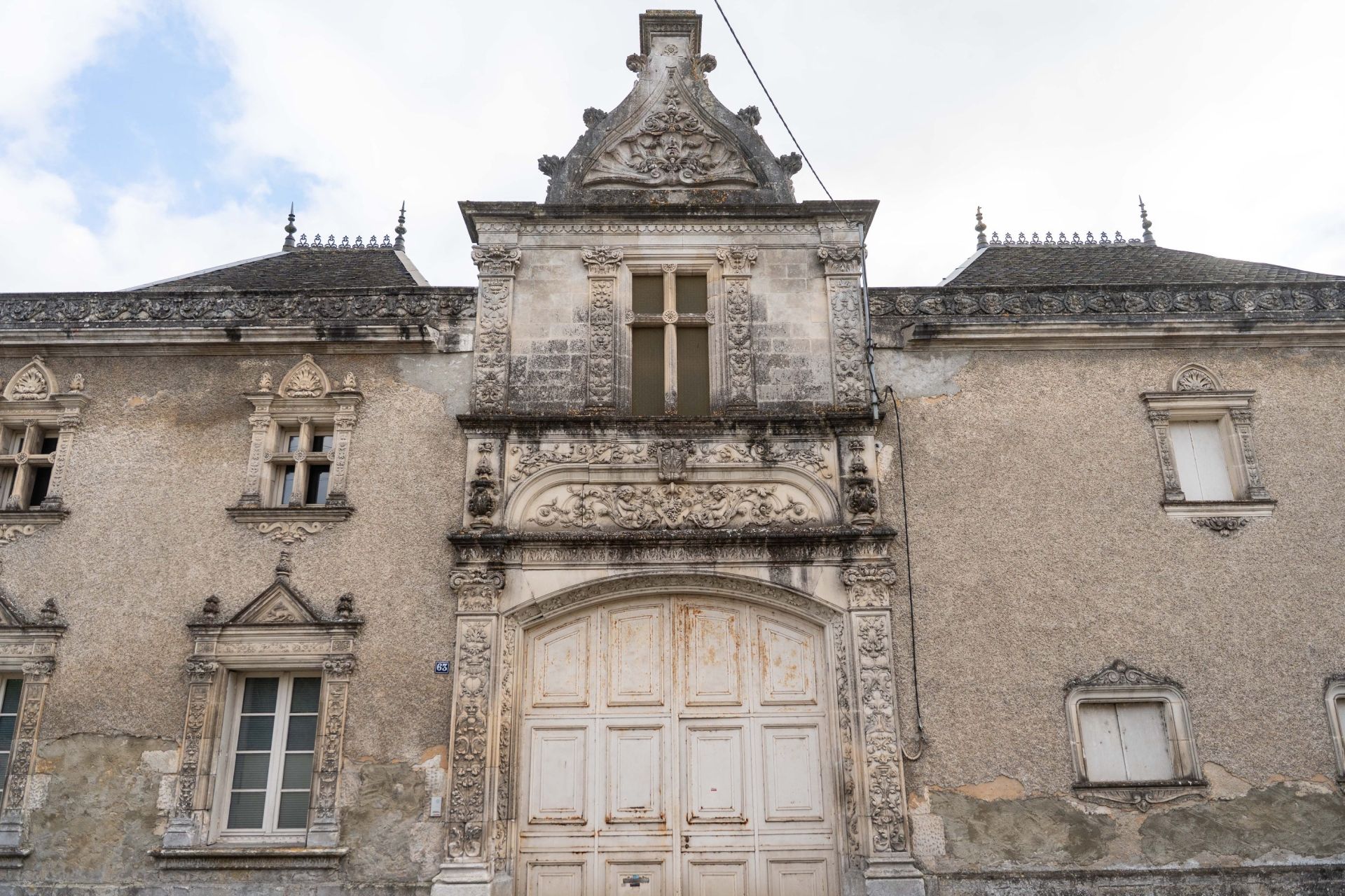 maison de luxe 7 Pièces en vente sur ST JEAN D ANGELY (17400)