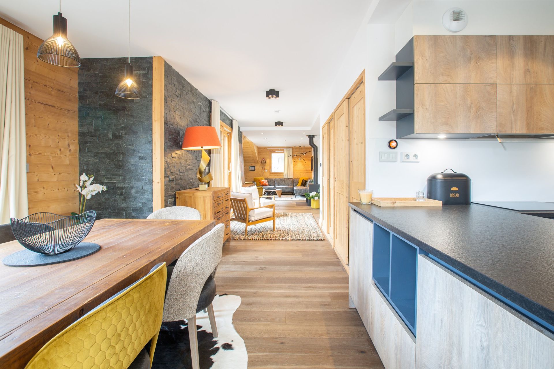 luxury apartment 4 Rooms for sale on MORZINE (74110)