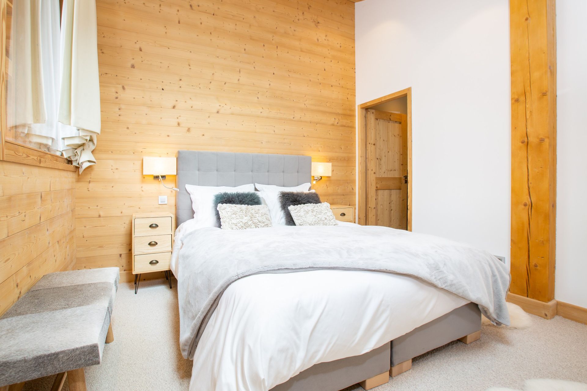 luxury apartment 4 Rooms for sale on MORZINE (74110)