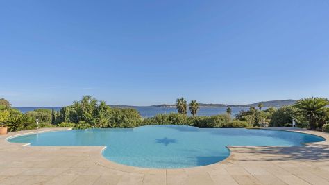 Sale Luxury villa Grimaud 8 Rooms 441 m²