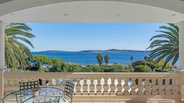 Sale Luxury villa Grimaud 8 Rooms 441 m²