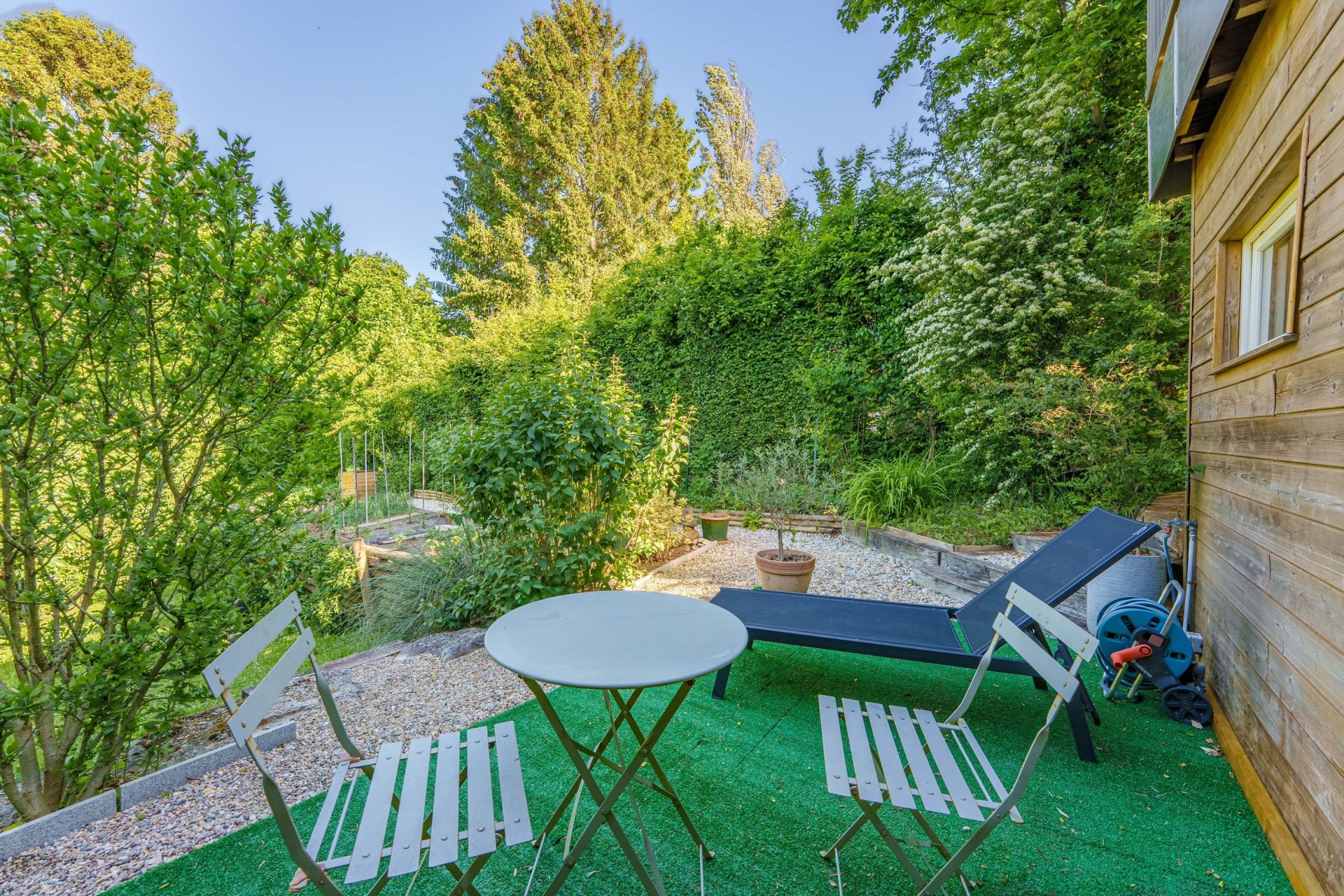 luxury house 5 Rooms for sale on DIVONNE LES BAINS (01220)