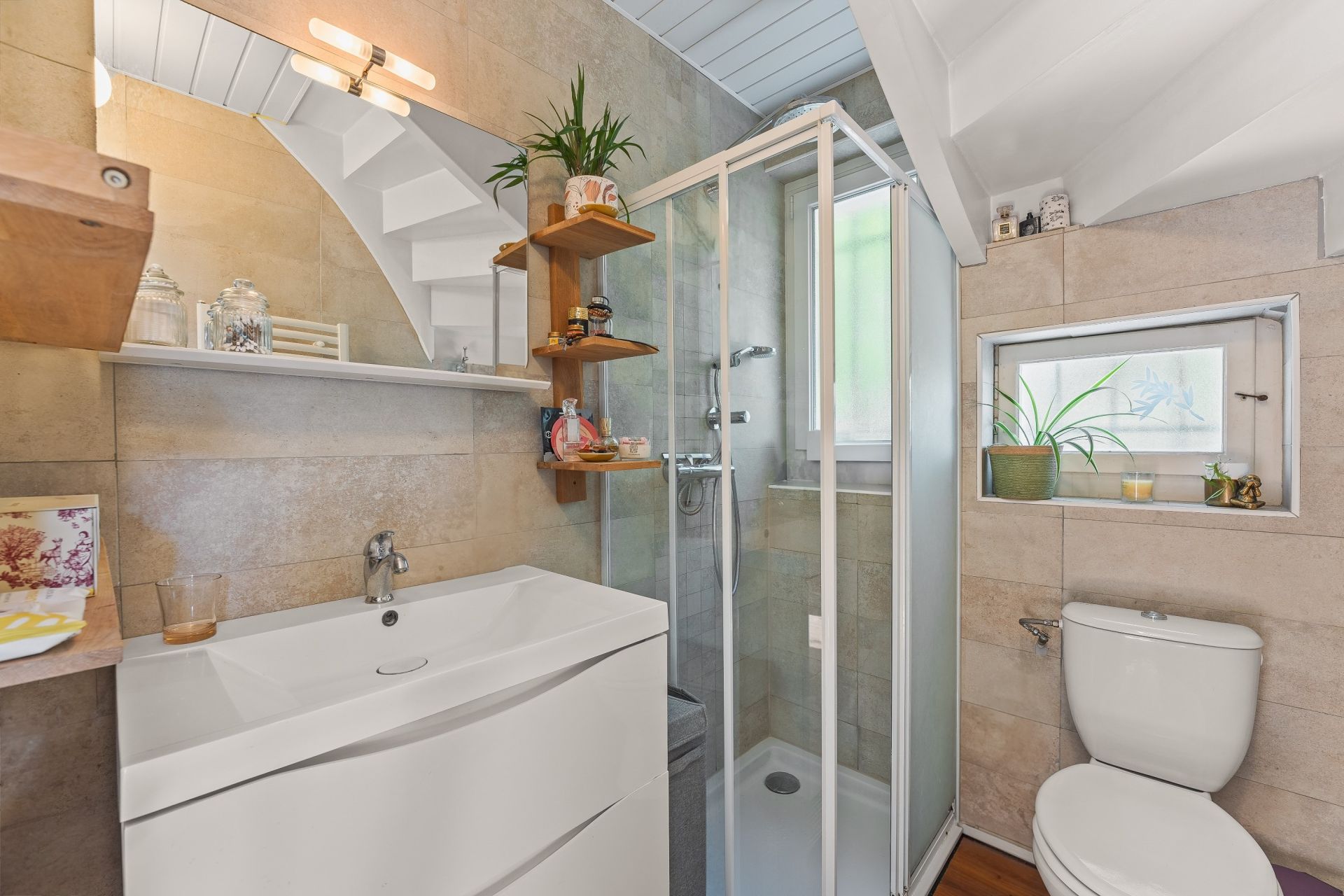 luxury house 5 Rooms for sale on DIVONNE LES BAINS (01220)