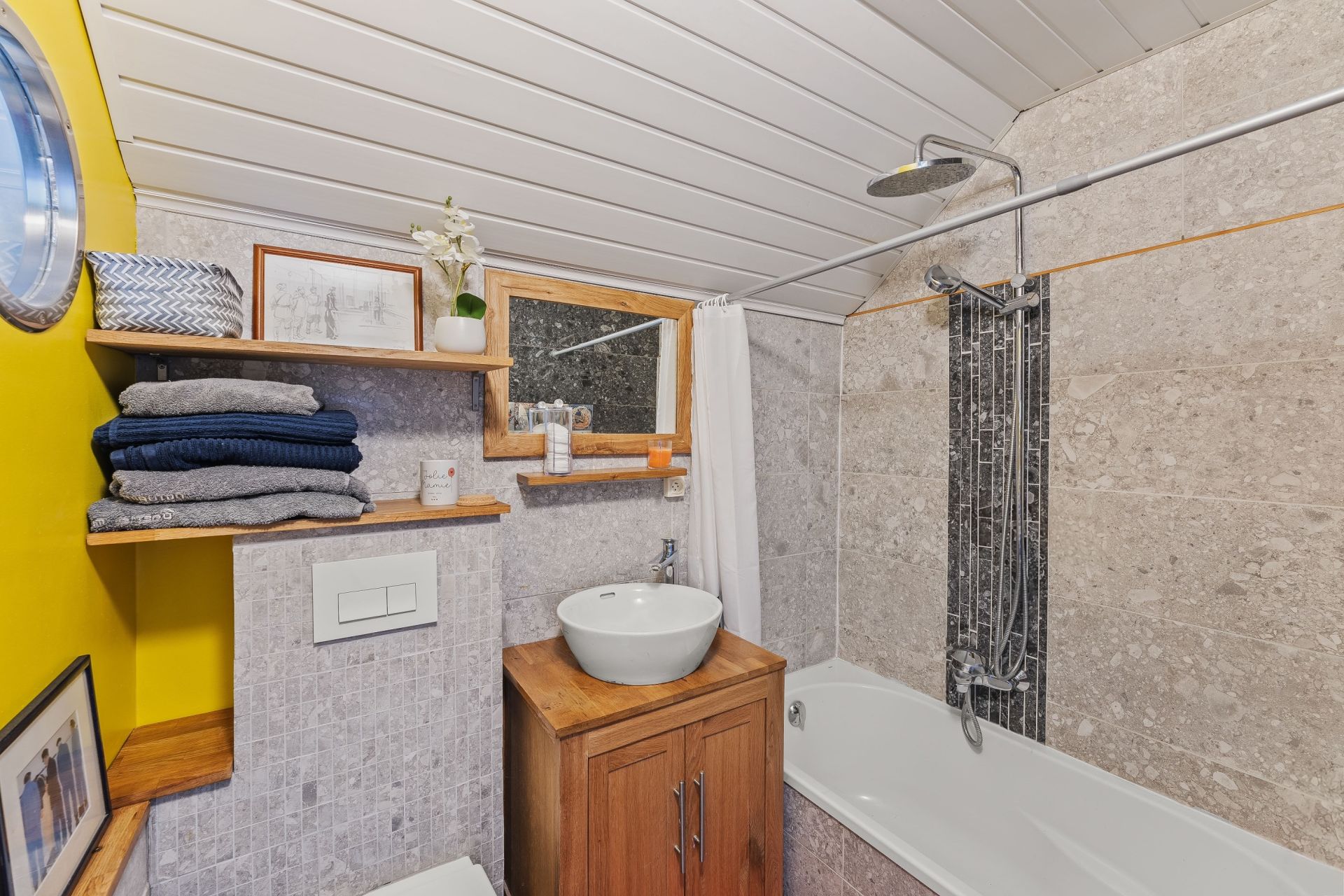 maison de luxe 5 Pièces en vente sur DIVONNE LES BAINS (01220)