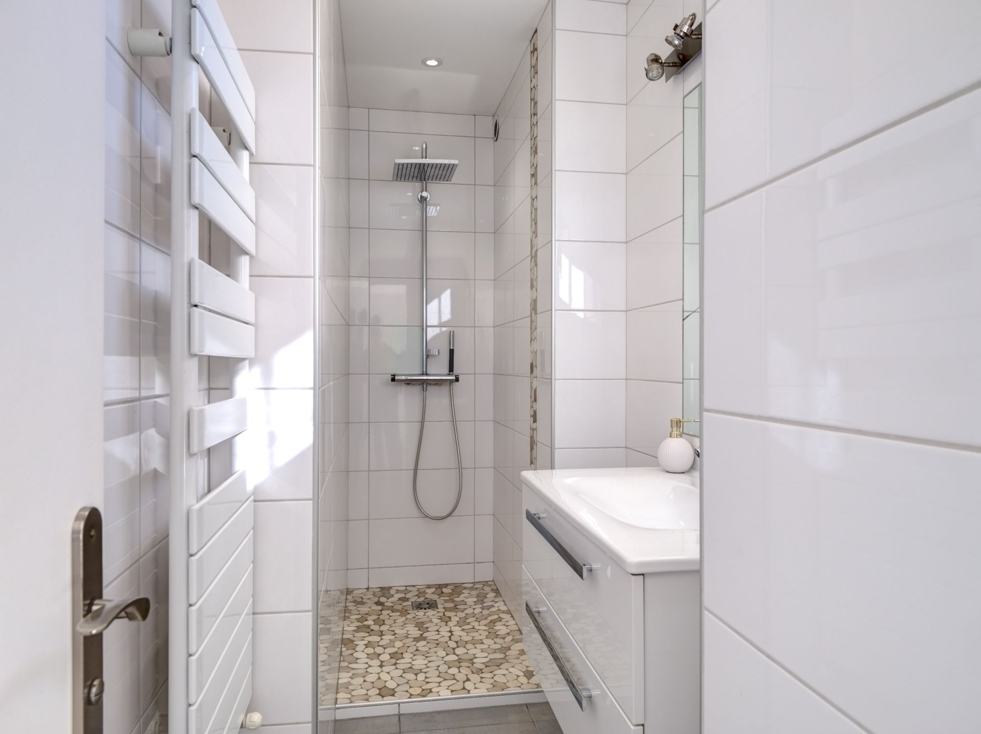 penthouse 4 Rooms for sale on CANNES (06400)