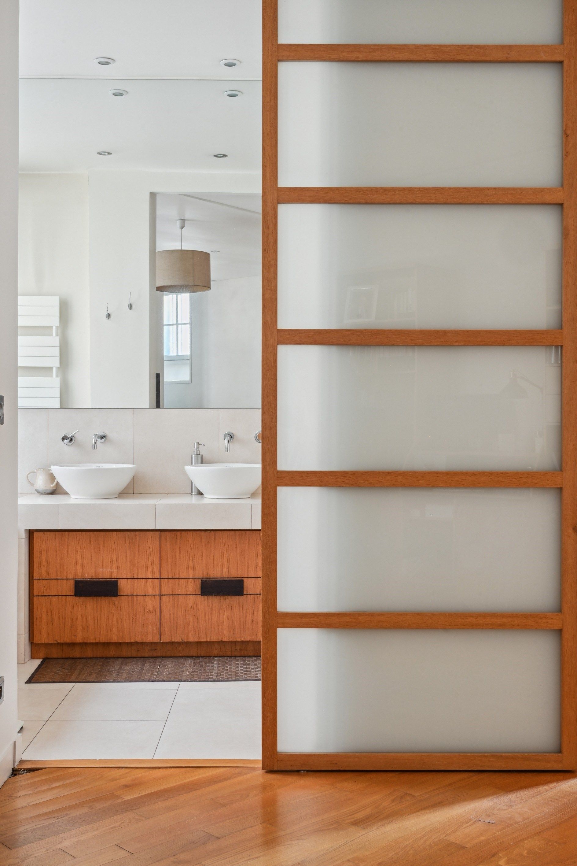 luxury apartment 8 Rooms for sale on NEUILLY SUR SEINE (92200)