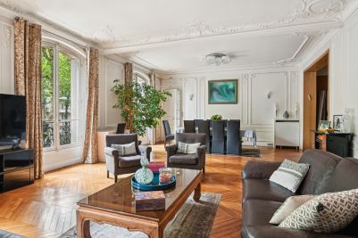 Sale Luxury apartment Neuilly-sur-Seine 8 Rooms 210 m²