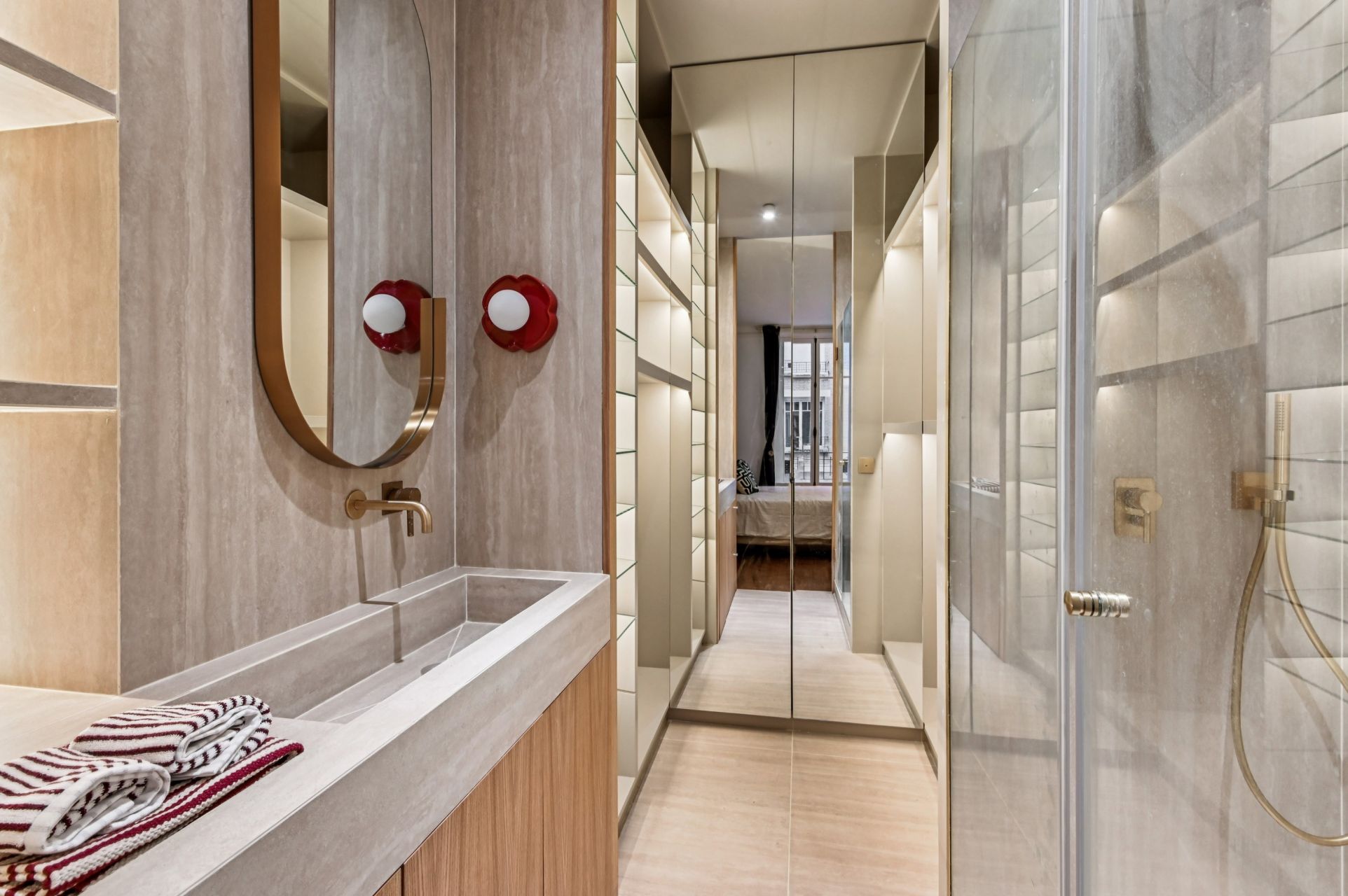 luxury apartment 5 Rooms for sale on PARIS (75007)