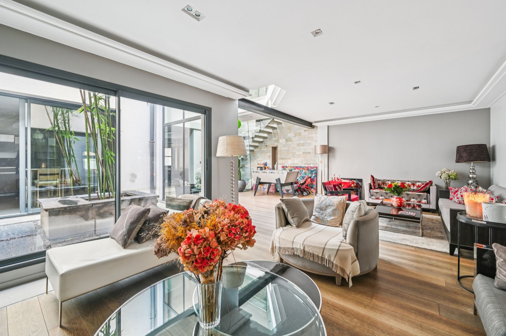 mansion (hôtel particulier) 7 Rooms for sale on PARIS (75015)