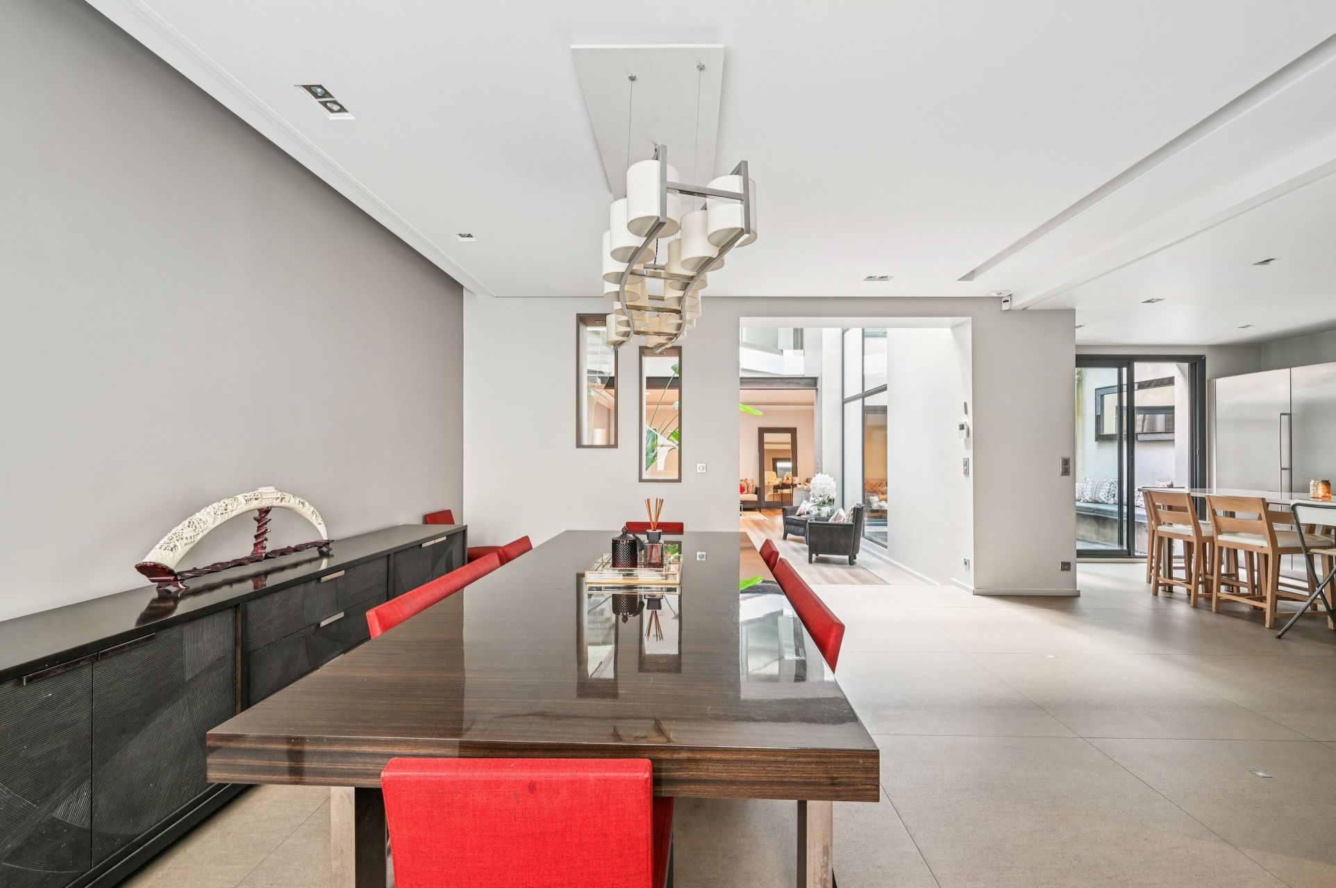 mansion (hôtel particulier) 7 Rooms for sale on PARIS (75015)